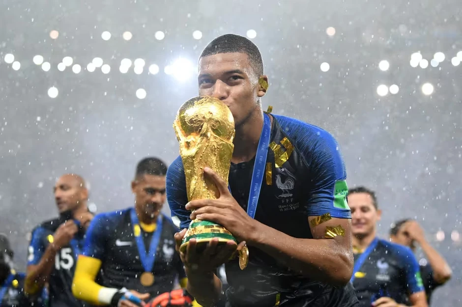 Bảng xếp hạng các đội tuyển vô địch World Cup nhiều nhất lịch sử Bảng xếp hạng các đội tuyển vô địch World Cup nhiều nhất lịch sử