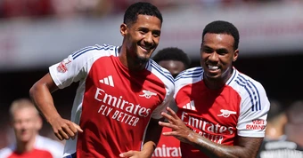 Bảng xếp hạng Ngoại hạng Anh vòng 27: Arsenal chắc ngôi đầu
