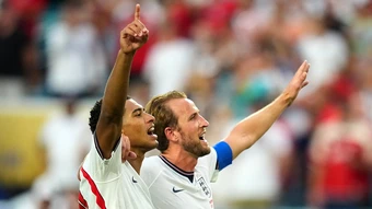 Bellingham, Kane cùng đi vào lịch sử World Cup - Báo TinVina