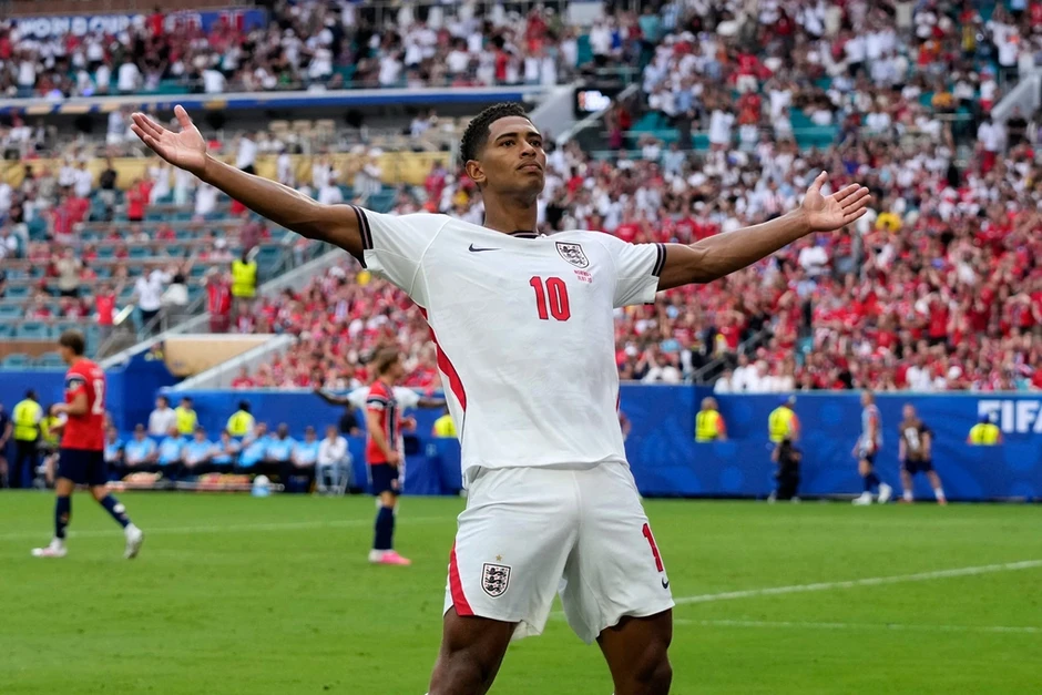 Bellingham nhận điểm 10 ở tứ kết World Cup - Báo TinVina
