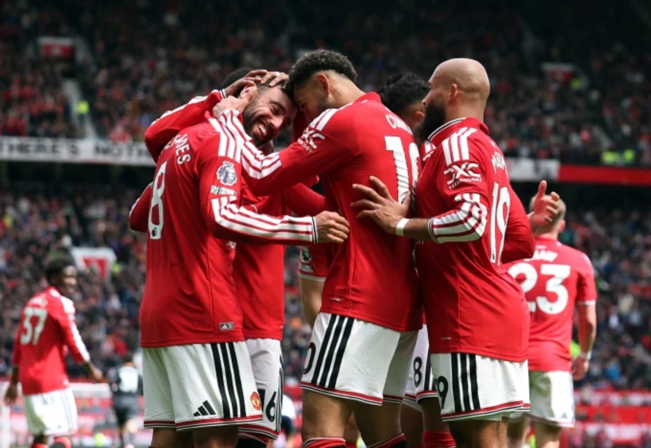 Bruno Fernandes thắng giải cầu thủ hay nhất Ngoại hạng Anh - Báo TinVina Bruno Fernandes thắng giải cầu thủ hay nhất Ngoại hạng Anh - Báo TinVina