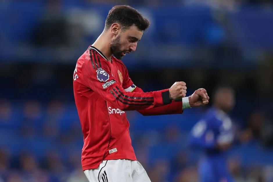 Bruno Fernandes xứng đáng giành Quả bóng vàng Bruno Fernandes xứng đáng giành Quả bóng vàng