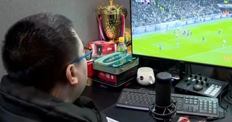 Các bình luận viên kỳ cựu đồng loạt lên tiếng về vụ Xôi Lạc TV bị triệt phá