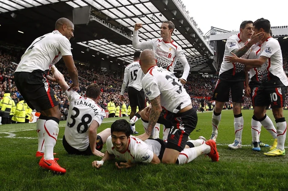 Các cầu thủ MU nhảy múa tưng bừng sau trận thua Liverpool Các cầu thủ MU nhảy múa tưng bừng sau trận thua Liverpool