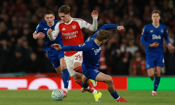 Cập nhật Ngoại Hạng Anh hôm nay: Chelsea hụt hơi trước Man Utd