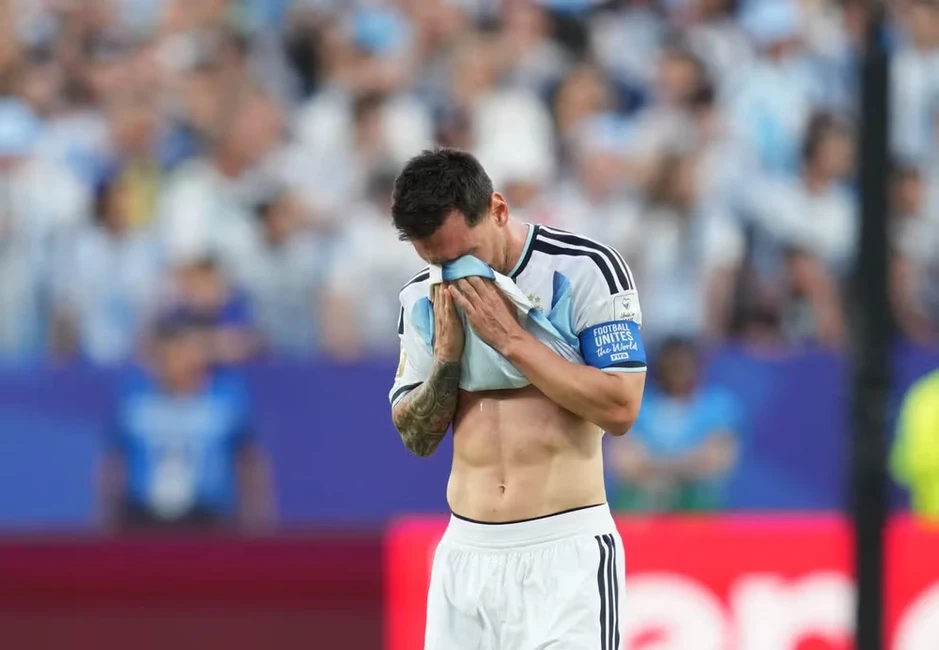 Cập nhật tình trạng sức khỏe của cha Messi Cập nhật tình trạng sức khỏe của cha Messi