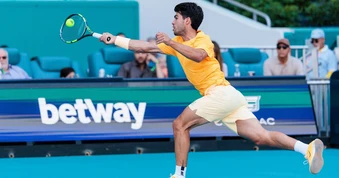 Carlos Alcaraz dừng bước sớm tại Miami Open