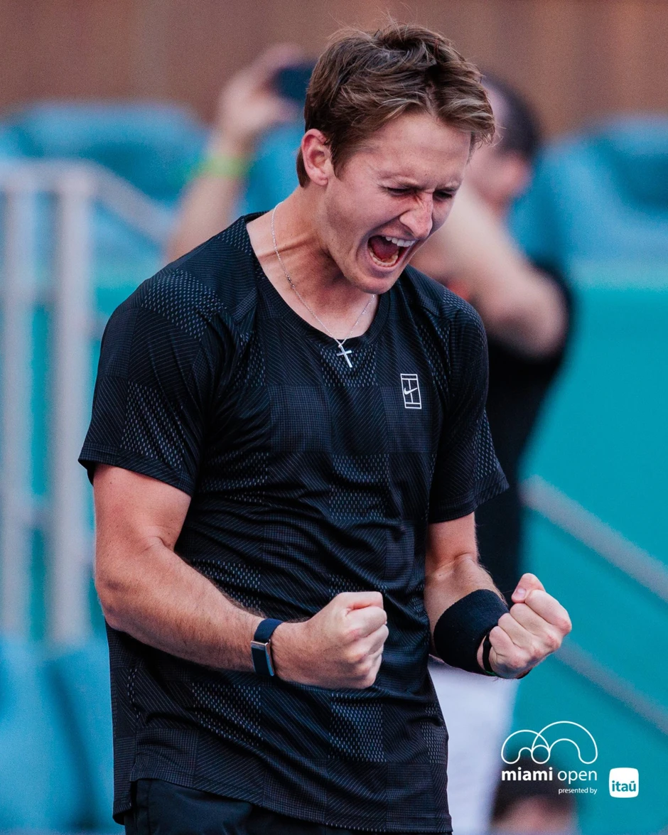 Carlos Alcaraz thua sốc ở vòng 3 Miami Open 2026 Carlos Alcaraz thua sốc ở vòng 3 Miami Open 2026
