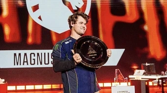 Carlsen chơi như máy, vô địch eSports World Cup 2026