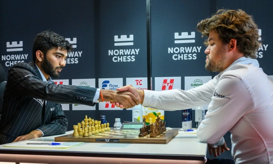 Carlsen gieo sầu cho Vua cờ Gukesh ở siêu giải Na Uy Carlsen gieo sầu cho Vua cờ Gukesh ở siêu giải Na Uy