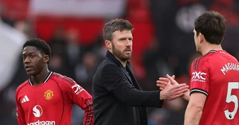 Carrick có từ chối dẫn dắt MU mùa tới?