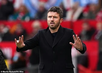 Carrick gửi lời nhắn đến lãnh đạo MU