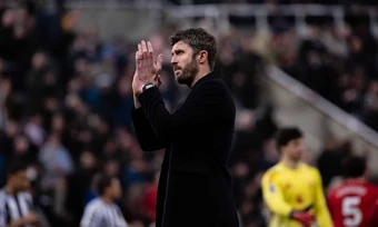 Carrick: 'Một trận thua không thay đổi vị thế của Man Utd' - Báo TinVina