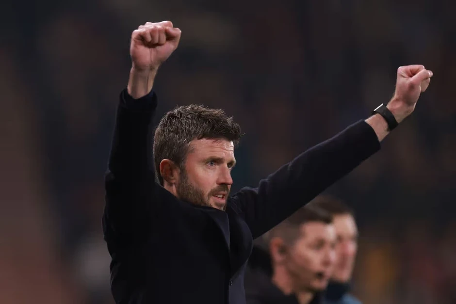 Carrick nhận được tin vui lớn về việc dẫn dắt MU Carrick nhận được tin vui lớn về việc dẫn dắt MU