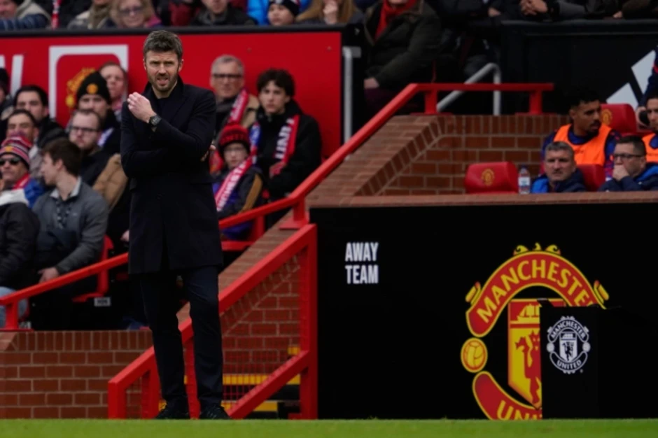 Carrick và canh bạc với ban lãnh đạo Man Utd - Báo TinVina Carrick và canh bạc với ban lãnh đạo Man Utd - Báo TinVina