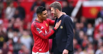 Casemiro thừa nhận MU đang gặp vấn đề lớn với Carrick