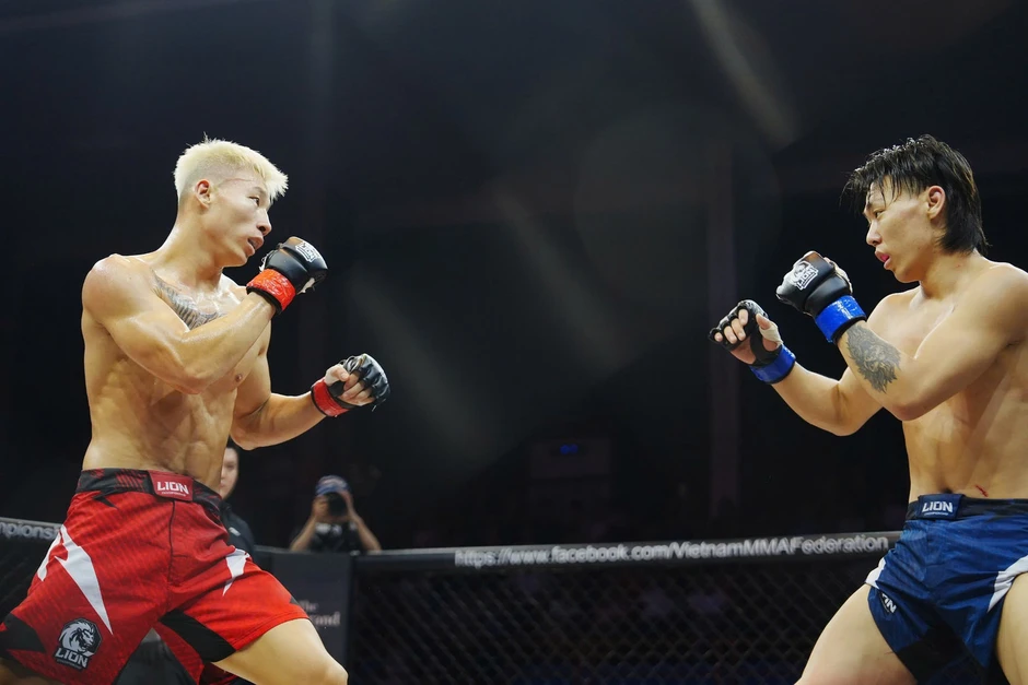 Châu La thắng nghẹt thở Bàn Văn Hoàng ở trận tâm điểm LION Championship 31