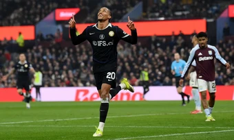 Chelsea đè bẹp Aston Villa - Báo TinVina