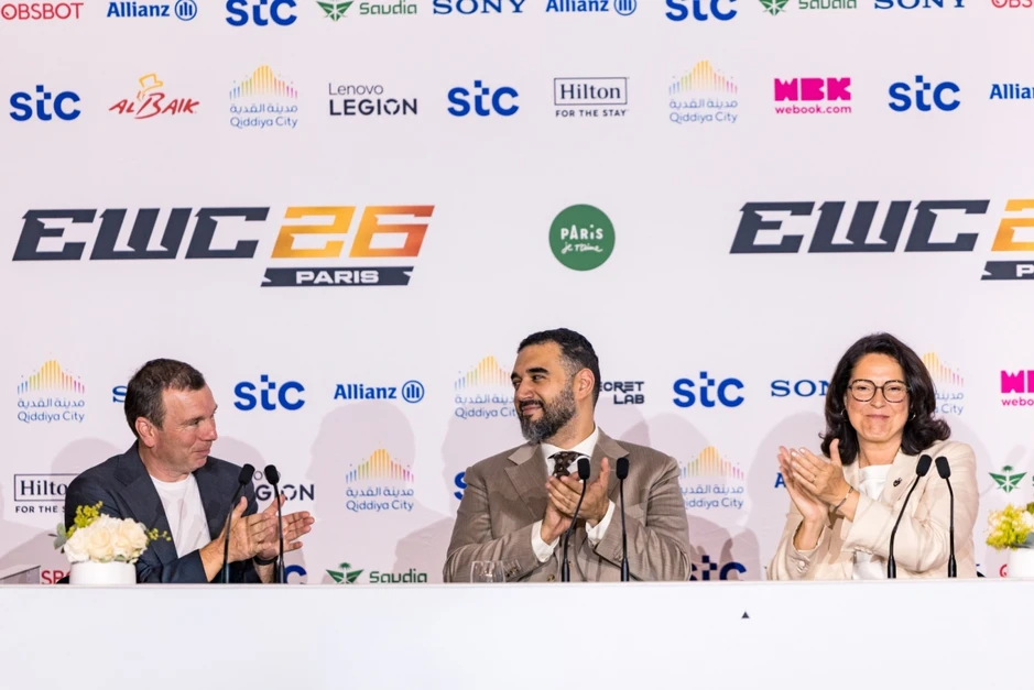 Chia tay World Cup, Cristiano Ronaldo đồng hành eSports World Cup 2026 tại Paris