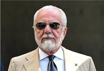 Chủ tịch Laurentiis của CLB Napoli đề nghị trận đấu chỉ 50 phút vì điều này