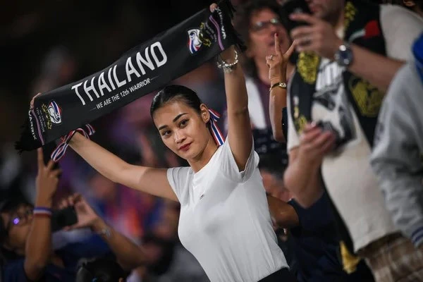 Chưa mua được bản quyền World Cup 2026 như Việt Nam, Thái Lan bị truyền thông gây sức ép Chưa mua được bản quyền World Cup 2026 như Việt Nam, Thái Lan bị truyền thông gây sức ép