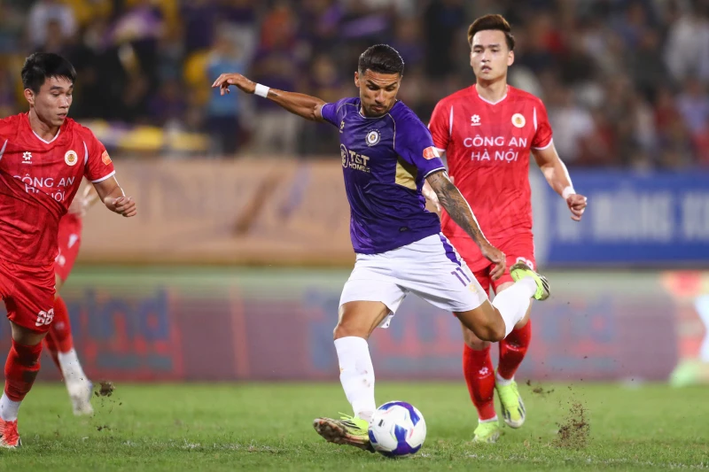 CLB Bóng đá Công an Hà Nội bất ngờ trắng tay trong trận derby Thủ đô CLB Bóng đá Công an Hà Nội bất ngờ trắng tay trong trận derby Thủ đô