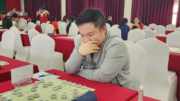 Cờ tướng Việt Nam có tân vương thay thế Lại Lý Huynh Cờ tướng Việt Nam có tân vương thay thế Lại Lý Huynh