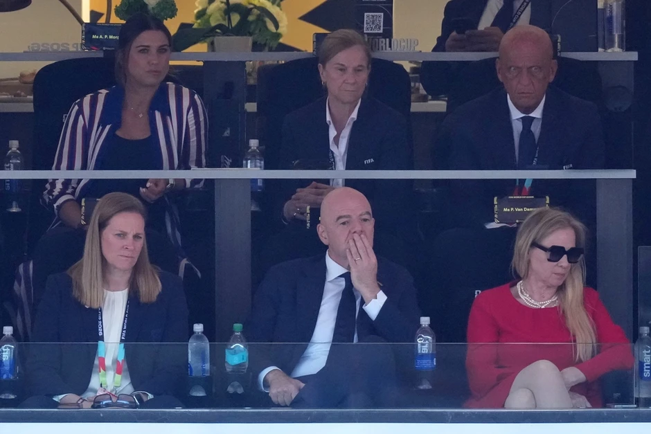 Collina: 'Không thể nghi ngờ liêm chính của trọng tài World Cup' - Báo TinVina