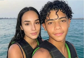 Con trai của Ronaldo có người yêu?