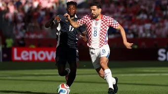 Croatia vượt qua Panama, nuôi hy vọng đi tiếp tại World Cup