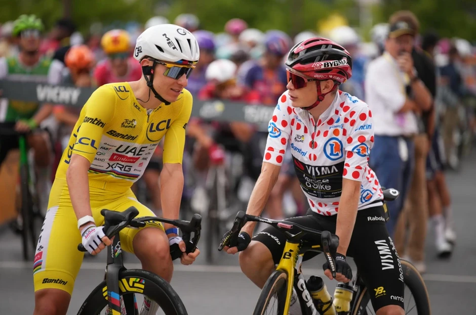 Cuộc kiểm tra doping lúc rạng sáng gây tranh cãi ở Tour de France Cuộc kiểm tra doping lúc rạng sáng gây tranh cãi ở Tour de France