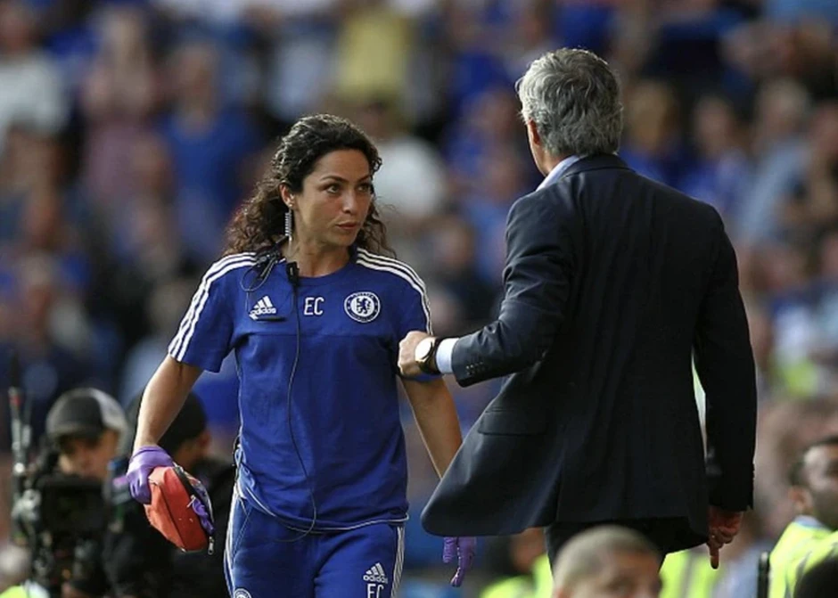 Cựu bác sĩ Chelsea chỉ trích Mourinho 11 năm sau vụ tranh cãi - Báo TinVina Cựu bác sĩ Chelsea chỉ trích Mourinho 11 năm sau vụ tranh cãi - Báo TinVina