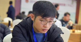 Cựu sinh viên đại học danh giá đánh bại nhà vô địch cờ tướng thế giới