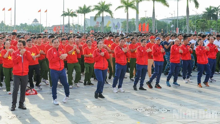 Đà Nẵng: Hơn 38 nghìn người lan tỏa khí thế rèn luyện thân thể tại Ngày chạy Olympic 2026 Đà Nẵng: Hơn 38 nghìn người lan tỏa khí thế rèn luyện thân thể tại Ngày chạy Olympic 2026