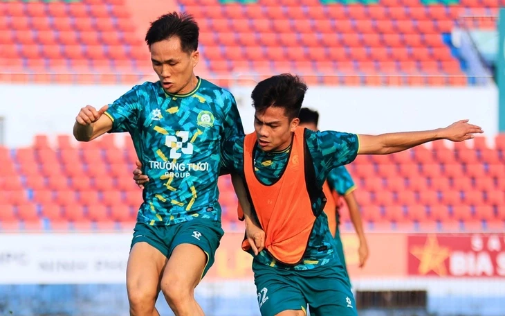 Đấu sớm vòng 19 V-League: Khó ngăn cản Câu lạc bộ Hà Nội Đấu sớm vòng 19 V-League: Khó ngăn cản Câu lạc bộ Hà Nội