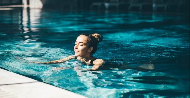 Để ngủ ngon, hãy đi bơi vào buổi tối Để ngủ ngon, hãy đi bơi vào buổi tối