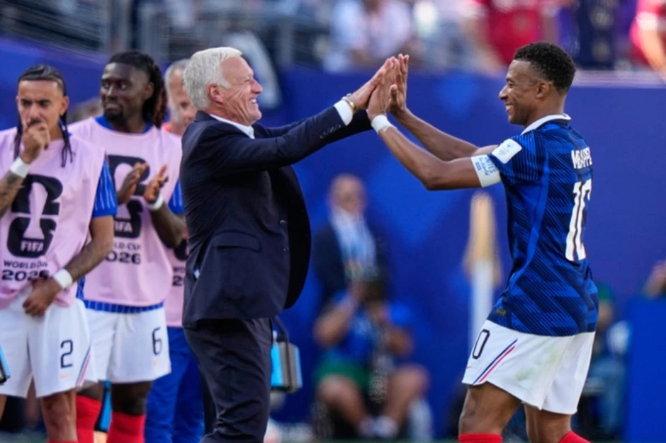 Deschamps: 'Mbappe luôn đóng góp nhiều ngay cả khi bị chê ích kỷ' - Báo TinVina Deschamps: 'Mbappe luôn đóng góp nhiều ngay cả khi bị chê ích kỷ' - Báo TinVina