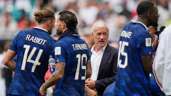 Deschamps: 'Trận thua Tây Ban Nha vẫn ám ảnh Pháp' - Báo TinVina