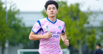 Đình Bắc: “Vua phá lưới” trẻ và bài toán ghi bàn ở V-League