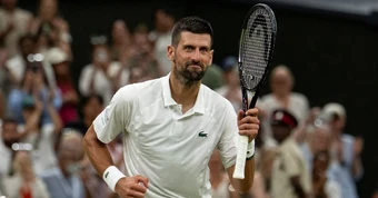 Djokovic thắng trận tứ kết dài nhất lịch sử Wimbledon, đại chiến Sinner