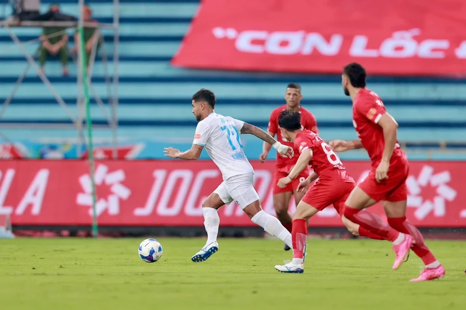 Đoạn kết khó lường ở V-League Đoạn kết khó lường ở V-League