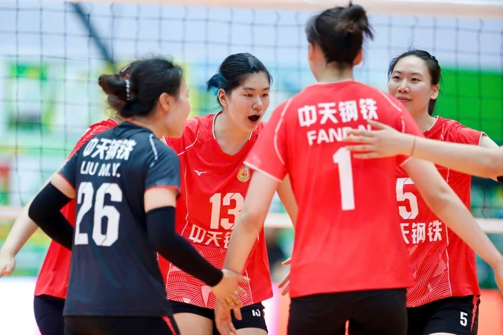 Đội đầu tiên giành quyền vào chung kết Giải bóng chuyền Cúp VTV9 - Bình Điền Đội đầu tiên giành quyền vào chung kết Giải bóng chuyền Cúp VTV9 - Bình Điền