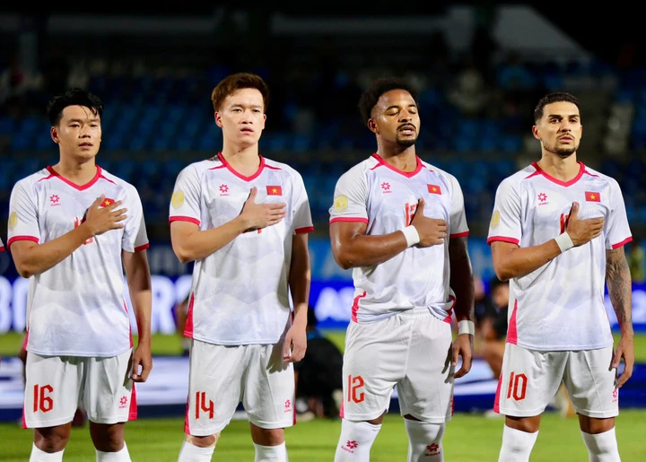 Đội hình dự kiến Việt Nam vs Philippines: Tìm người thay Hoàng Đức Đội hình dự kiến Việt Nam vs Philippines: Tìm người thay Hoàng Đức