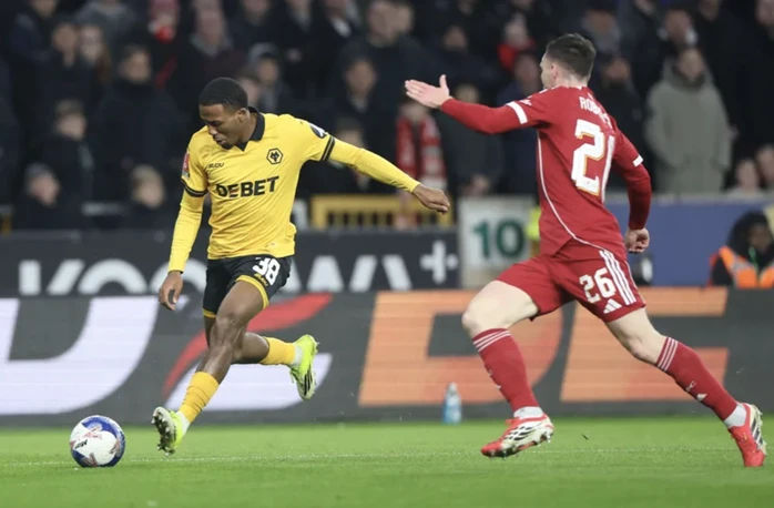 Đòi nợ thành công Wolverhampton, Liverpool bùng nổ vào tứ kết FA Cup Đòi nợ thành công Wolverhampton, Liverpool bùng nổ vào tứ kết FA Cup