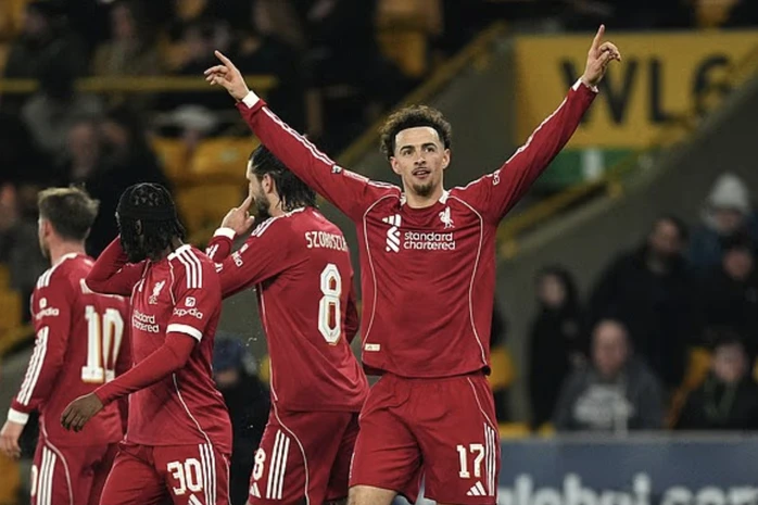 Đòi nợ thành công Wolverhampton, Liverpool bùng nổ vào tứ kết FA Cup Đòi nợ thành công Wolverhampton, Liverpool bùng nổ vào tứ kết FA Cup