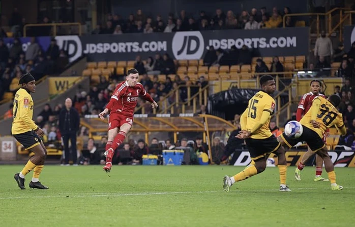 Đòi nợ thành công Wolverhampton, Liverpool bùng nổ vào tứ kết FA Cup Đòi nợ thành công Wolverhampton, Liverpool bùng nổ vào tứ kết FA Cup