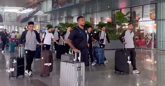 Đội tuyển Bangladesh có mặt tại Hà Nội