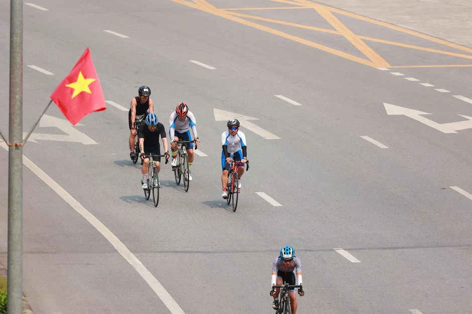 Đường đạp ven biển Hạ Long: Điểm nhấn truyền cảm hứng tại Aqua Warriors HaLong Bay – Camel Cup 2026 Đường đạp ven biển Hạ Long: Điểm nhấn truyền cảm hứng tại Aqua Warriors HaLong Bay – Camel Cup 2026
