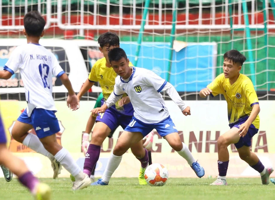 Festival Bóng đá Quốc tế U14 Gia Lai 2026: Hành trình đăng quang của U14 Hà Nội Festival Bóng đá Quốc tế U14 Gia Lai 2026: Hành trình đăng quang của U14 Hà Nội