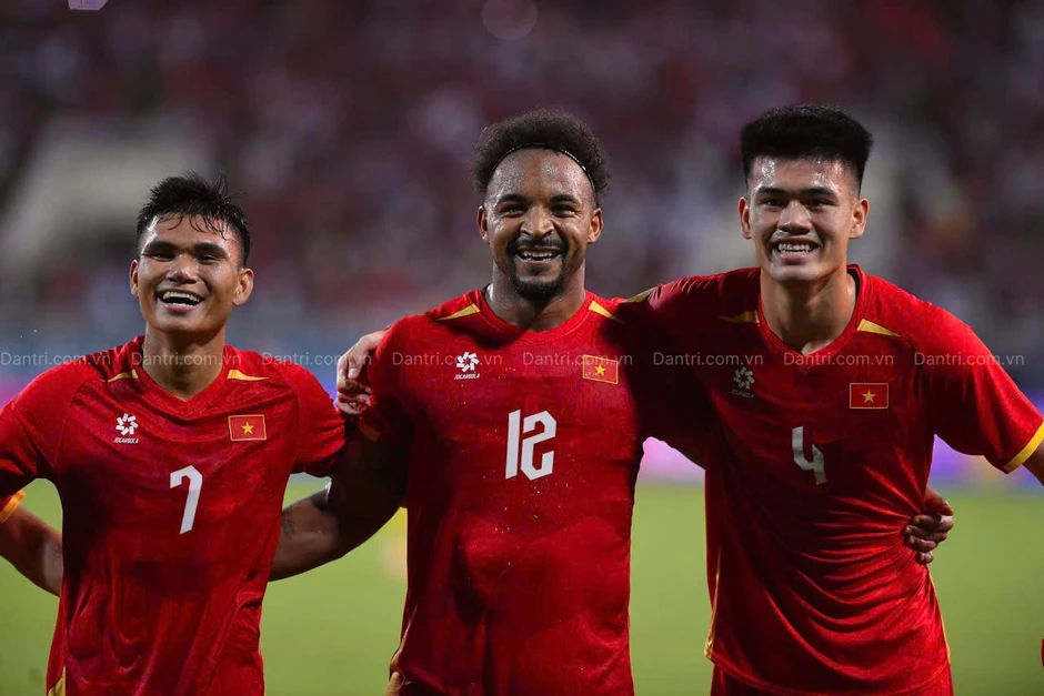 FIFA bất ngờ quan tâm đến vụ Himass, Tan Vuu bị khóa tài khoản vĩnh viễn